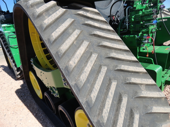 2023 John Deere 9RX 590 Tractor Rubber Track
