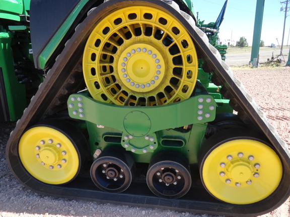 2023 John Deere 9RX 590 Tractor Rubber Track