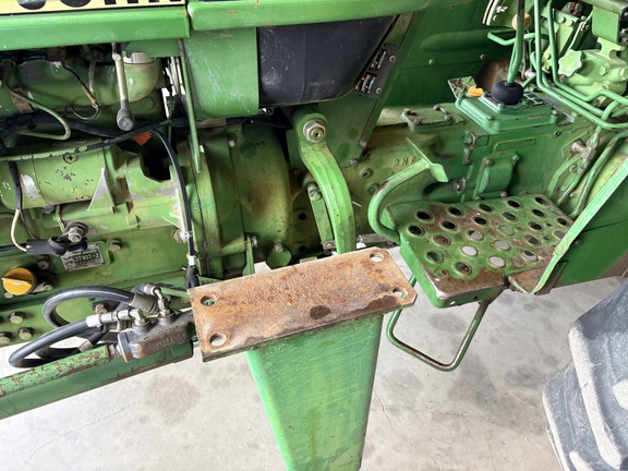 1980 John Deere 1050 Tractor