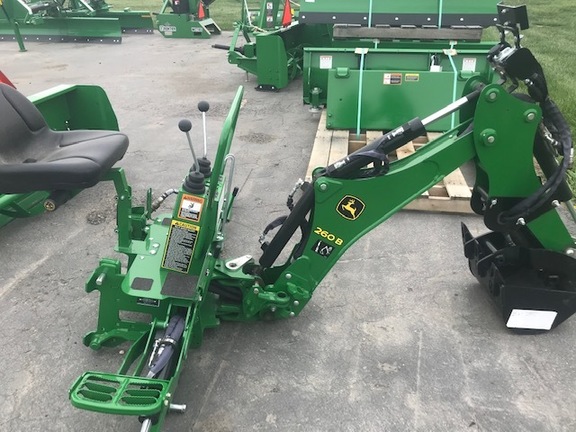 2019 John Deere 260B Misc