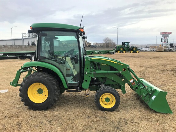 2023 John Deere 3046R Tractor Compact