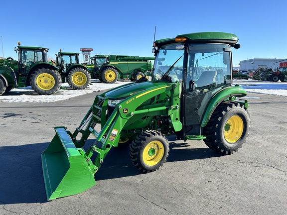 2023 John Deere 3046R Tractor Compact