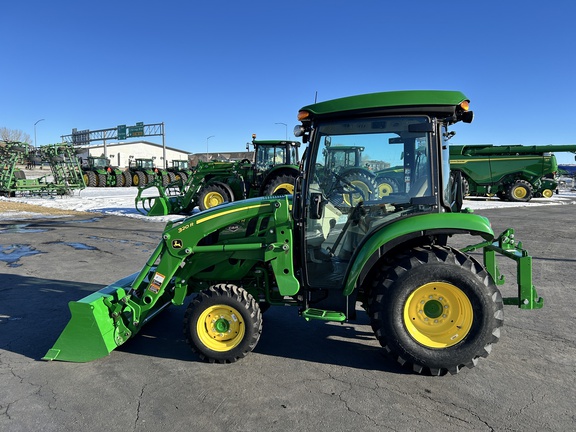 2023 John Deere 3046R Tractor Compact