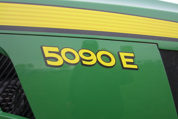 2023 John Deere 5090E Tractor