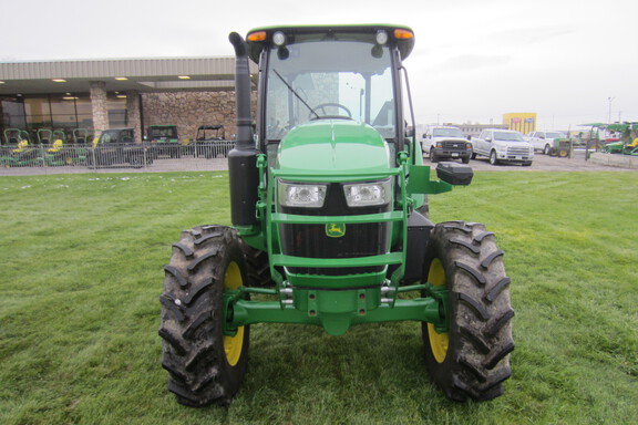 2023 John Deere 5090E Tractor