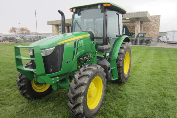 2023 John Deere 5090E Tractor