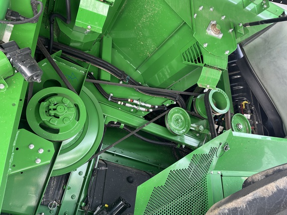 2023 John Deere S780 Combine