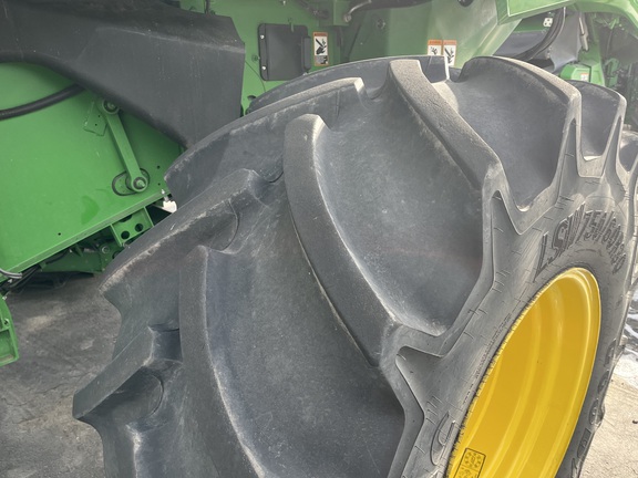 2023 John Deere S780 Combine