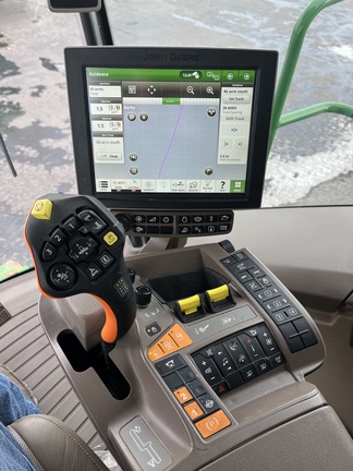 2023 John Deere S780 Combine