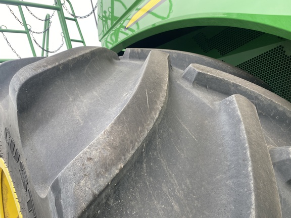 2023 John Deere S780 Combine