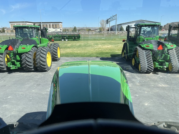 2023 John Deere 9R 590 Tractor 4WD