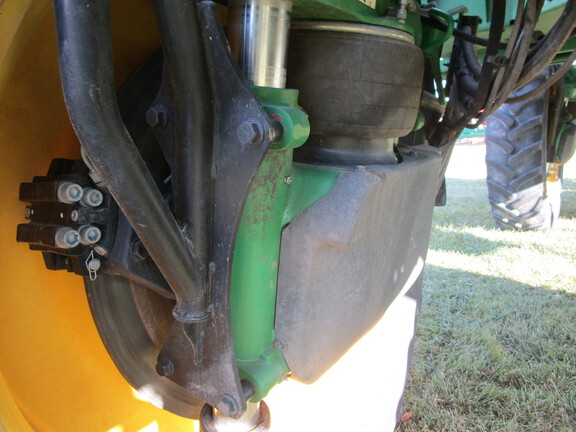 2023 John Deere 616R Sprayer/High Clearance