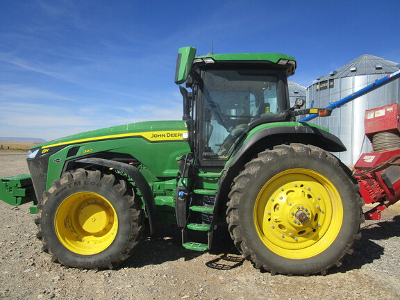 2023 John Deere 8R 340 Tractor