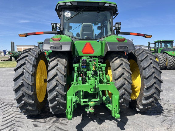 2023 John Deere 8R 340 Tractor