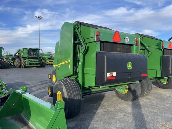 2023 John Deere 560M Baler/Round