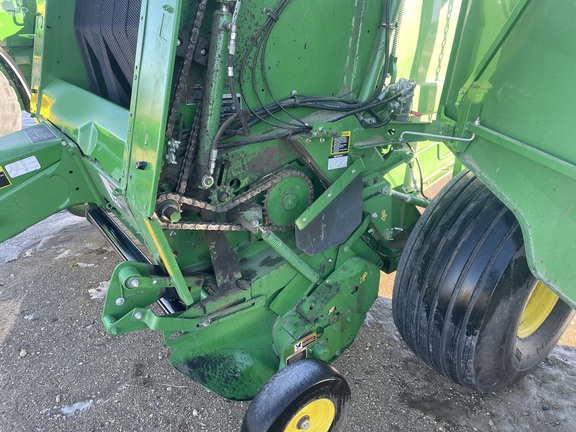 2022 John Deere 560M Baler/Round