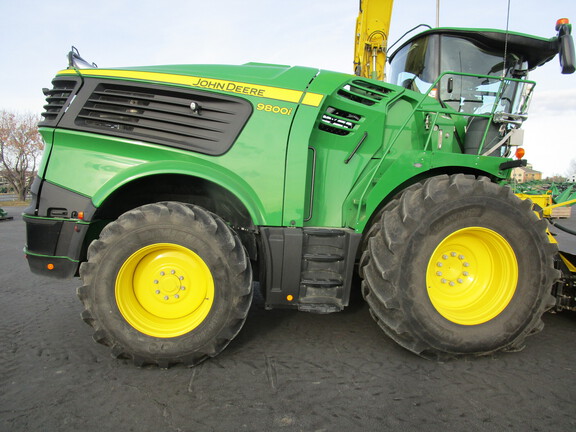 2021 John Deere 9800 Forage Harvester