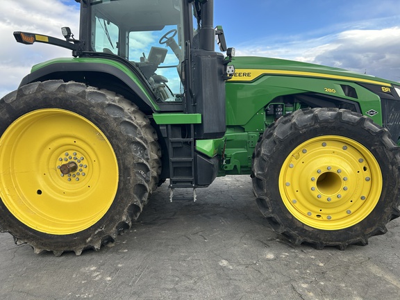 2023 John Deere 8R 280 Tractor