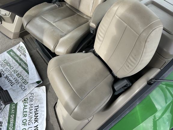 2023 John Deere 8R 280 Tractor