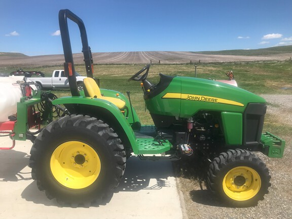 2008 John Deere 3203 Tractor Compact