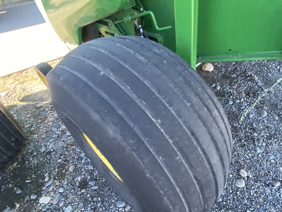 2018 John Deere 560M Baler/Round