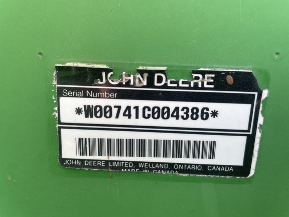 2004 John Deere 7420 Tractor