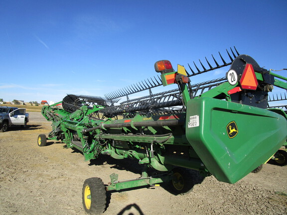 2022 John Deere HD40R Header Combine