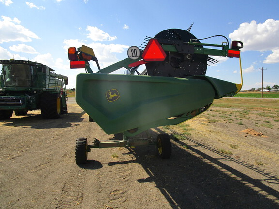 2022 John Deere HD40R Header Combine