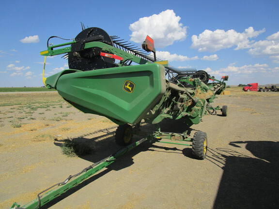 2022 John Deere HD40R Header Combine