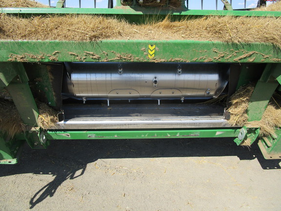 2022 John Deere HD40R Header Combine