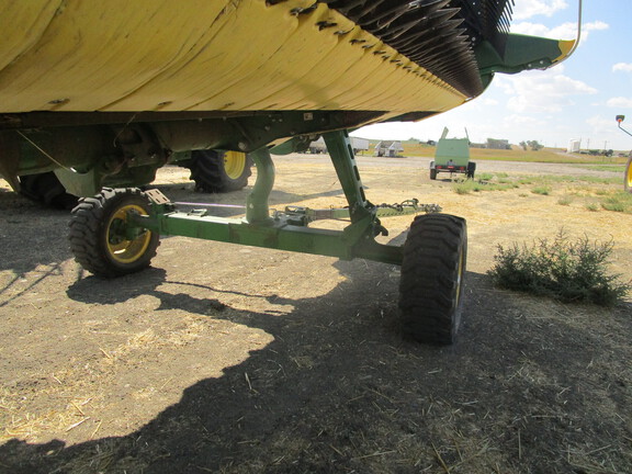 2022 John Deere HD40R Header Combine