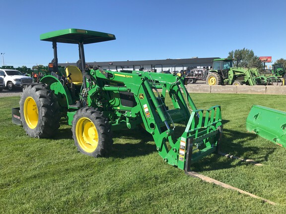 2017 John Deere 5065E Tractor