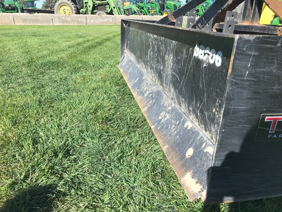 2017 John Deere 5065E Tractor