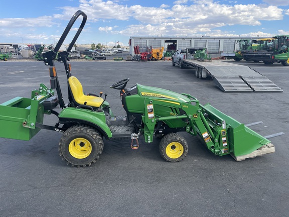 2019 John Deere 1023E Tractor Compact