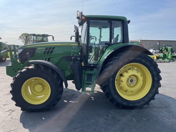 2014 John Deere 6140M Tractor