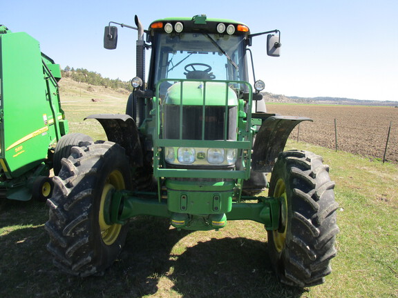 2008 John Deere 7330 Premium Tractor