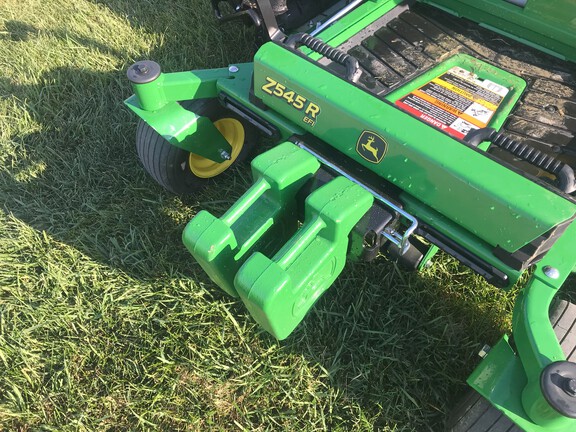 2024 John Deere Z545R Mower/Zero Turn