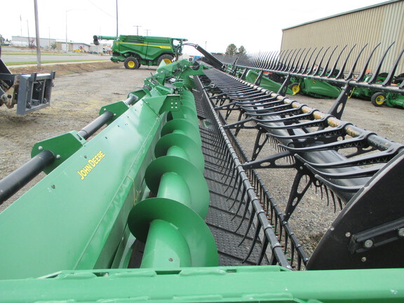 2024 John Deere HD50F Header Combine