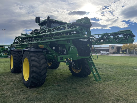 2024 John Deere 616R Sprayer/High Clearance