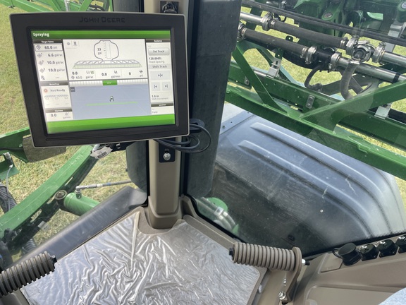 2024 John Deere 616R Sprayer/High Clearance