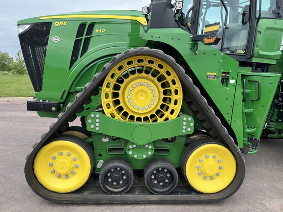 2024 John Deere 9RX 640 Tractor Rubber Track