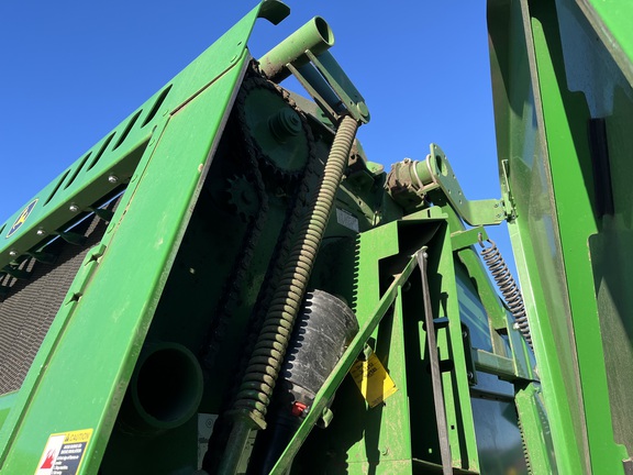 2019 John Deere 560M Baler/Round