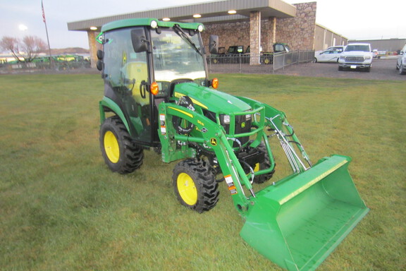 2024 John Deere 2025R Tractor Compact