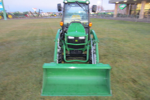 2024 John Deere 2025R Tractor Compact