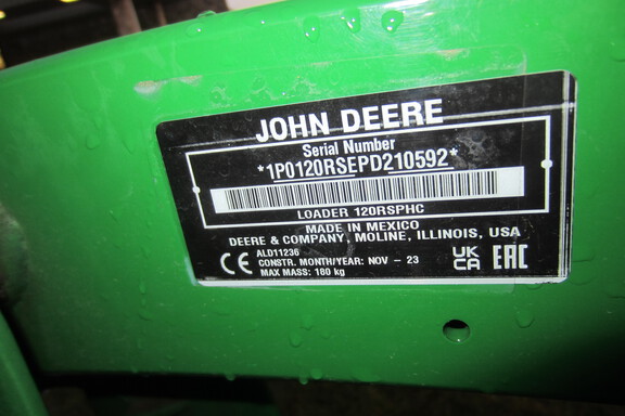 2024 John Deere 2025R Tractor Compact