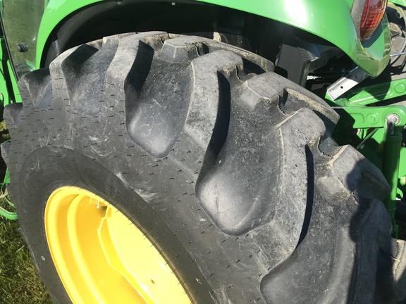 2021 John Deere 4066R Tractor Compact