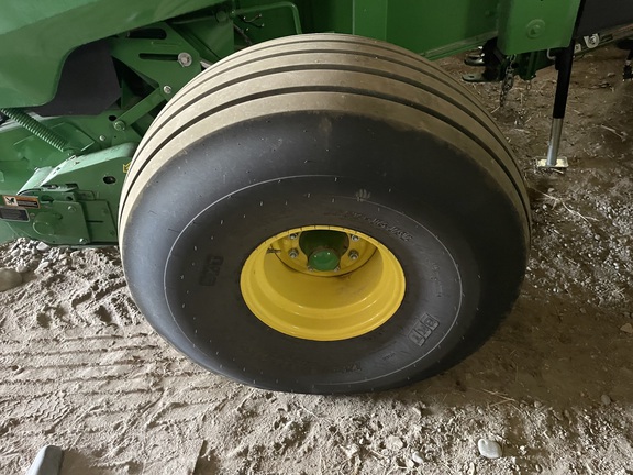 2023 John Deere 560M Baler/Round