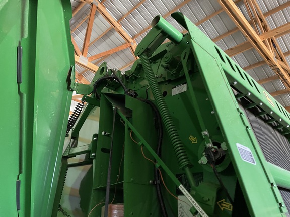 2023 John Deere 560M Baler/Round