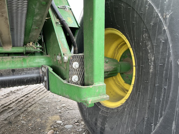 2018 John Deere 560M Baler/Round