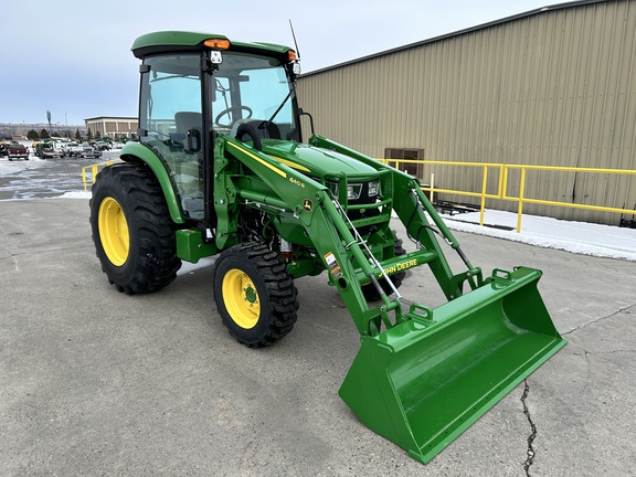 2024 John Deere 4066R Tractor Compact